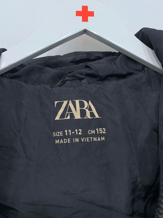 Zara Vest