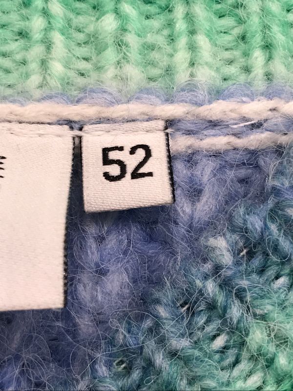 VRS Sweater