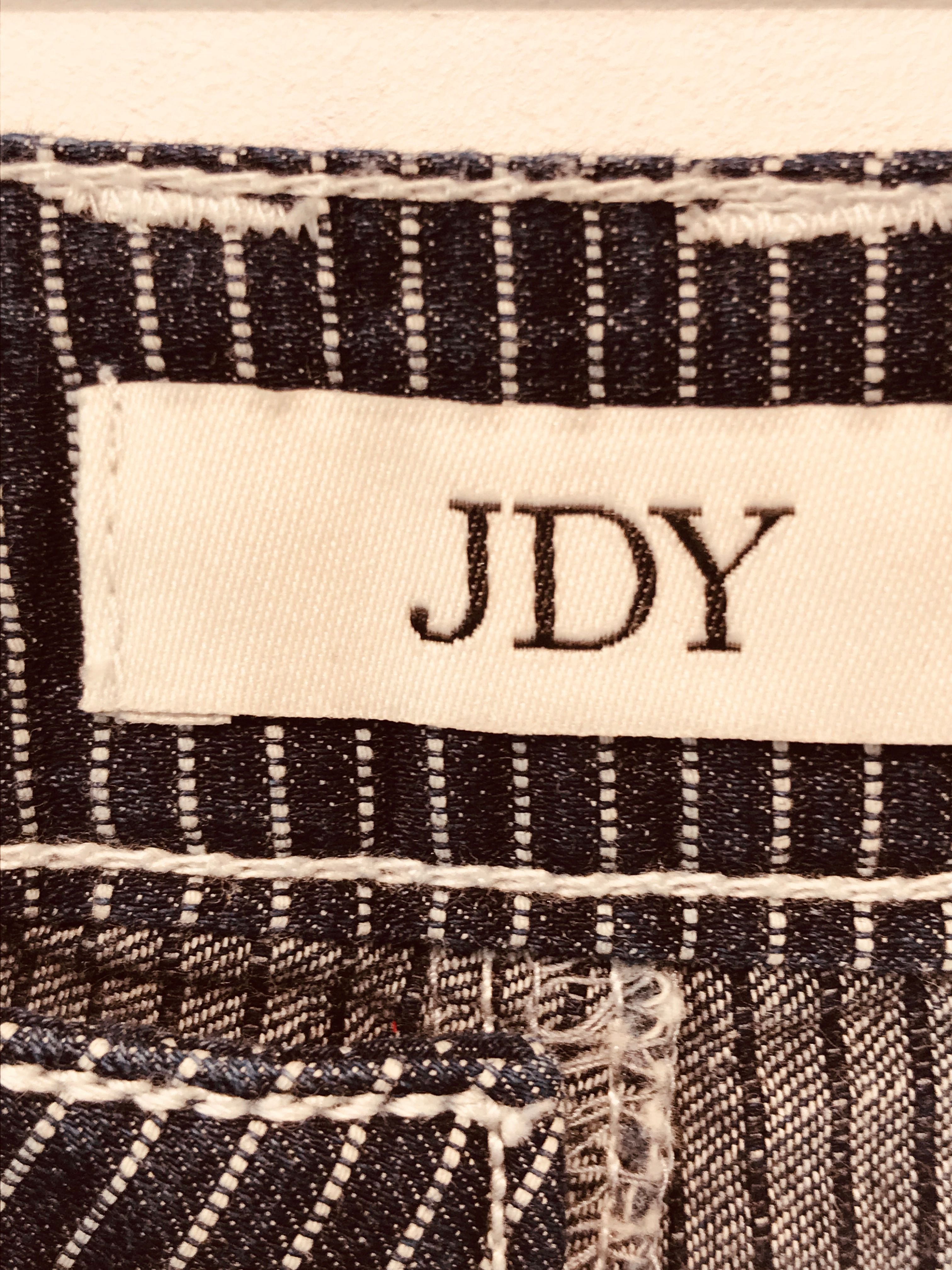 JDY Shorts
