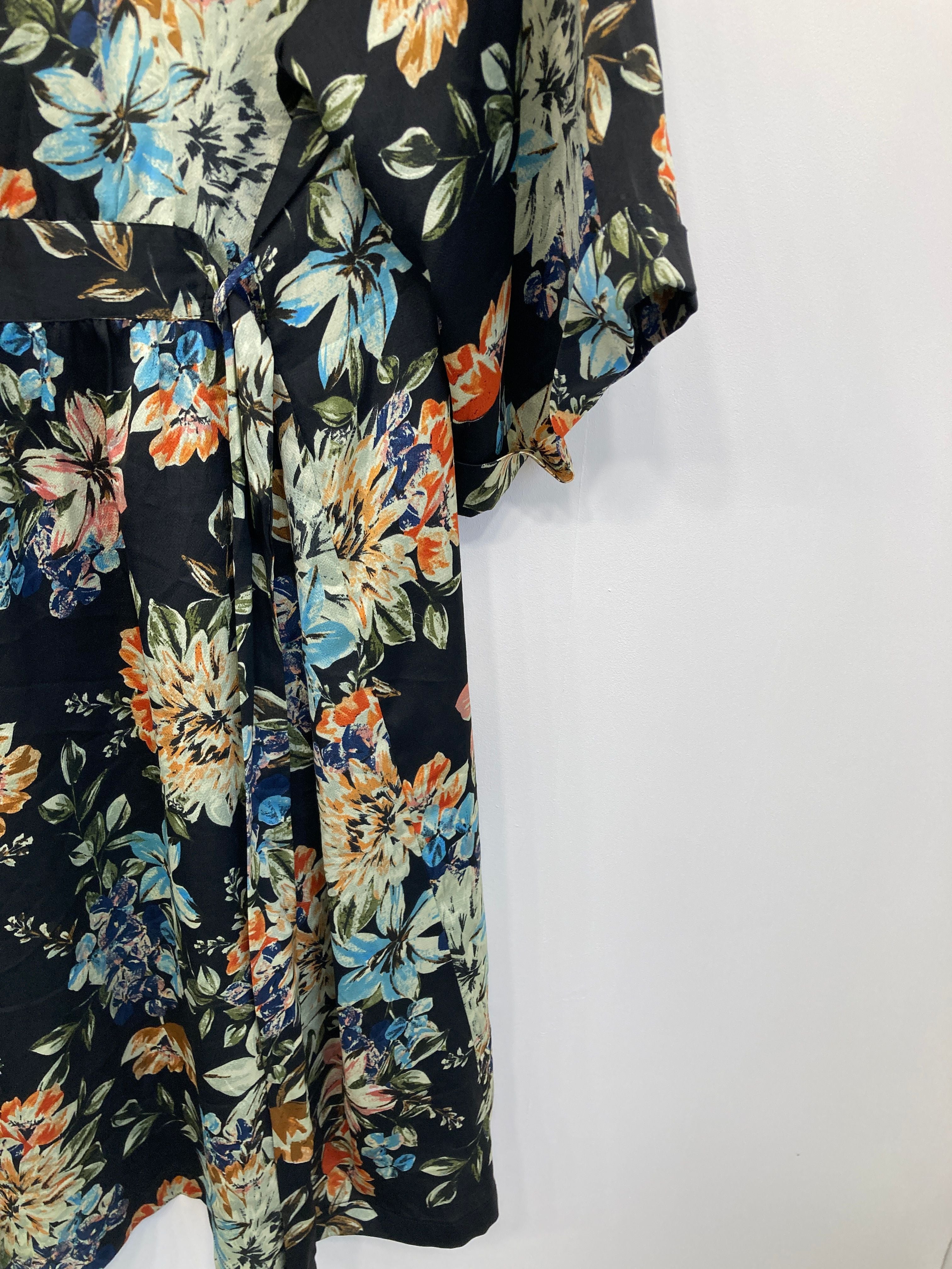 Moves Kimono