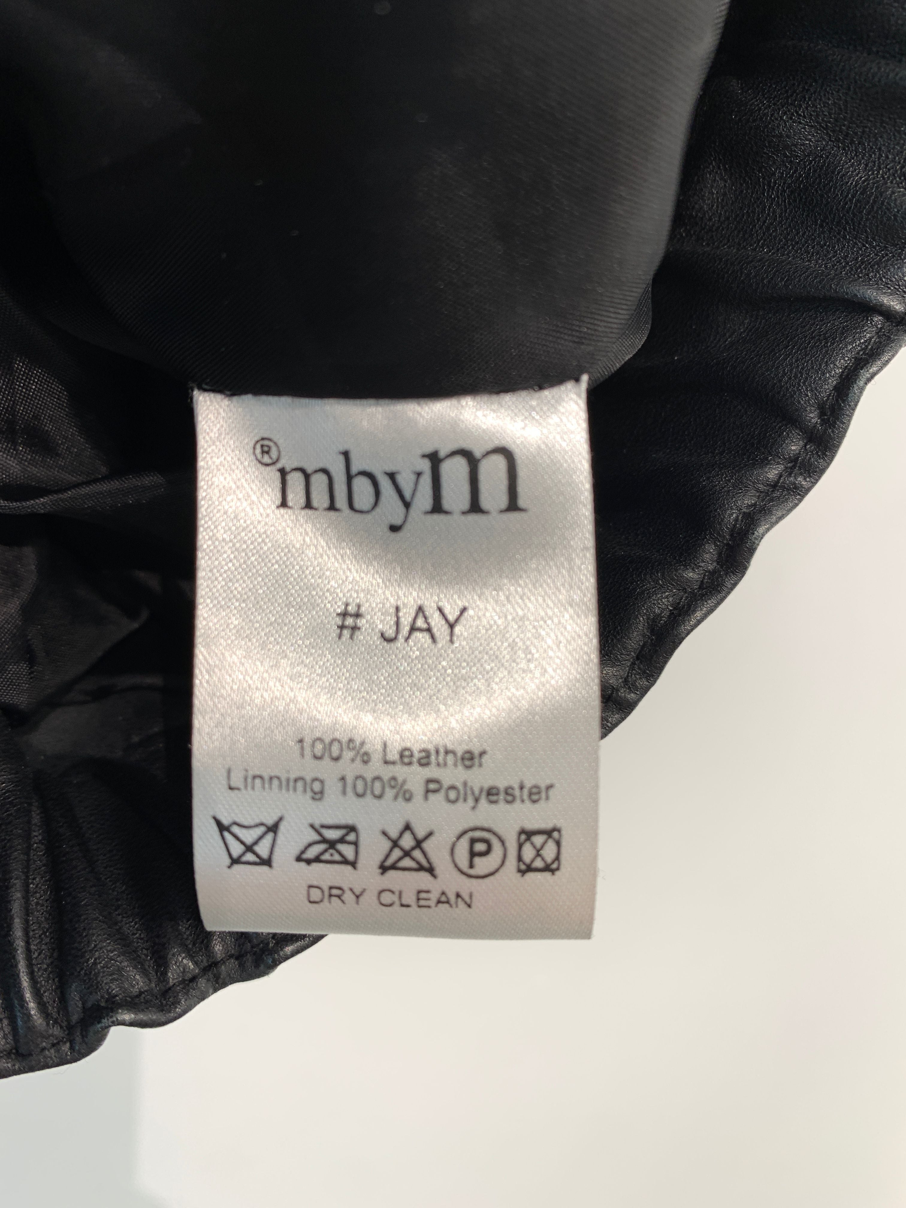 M by M Jakke