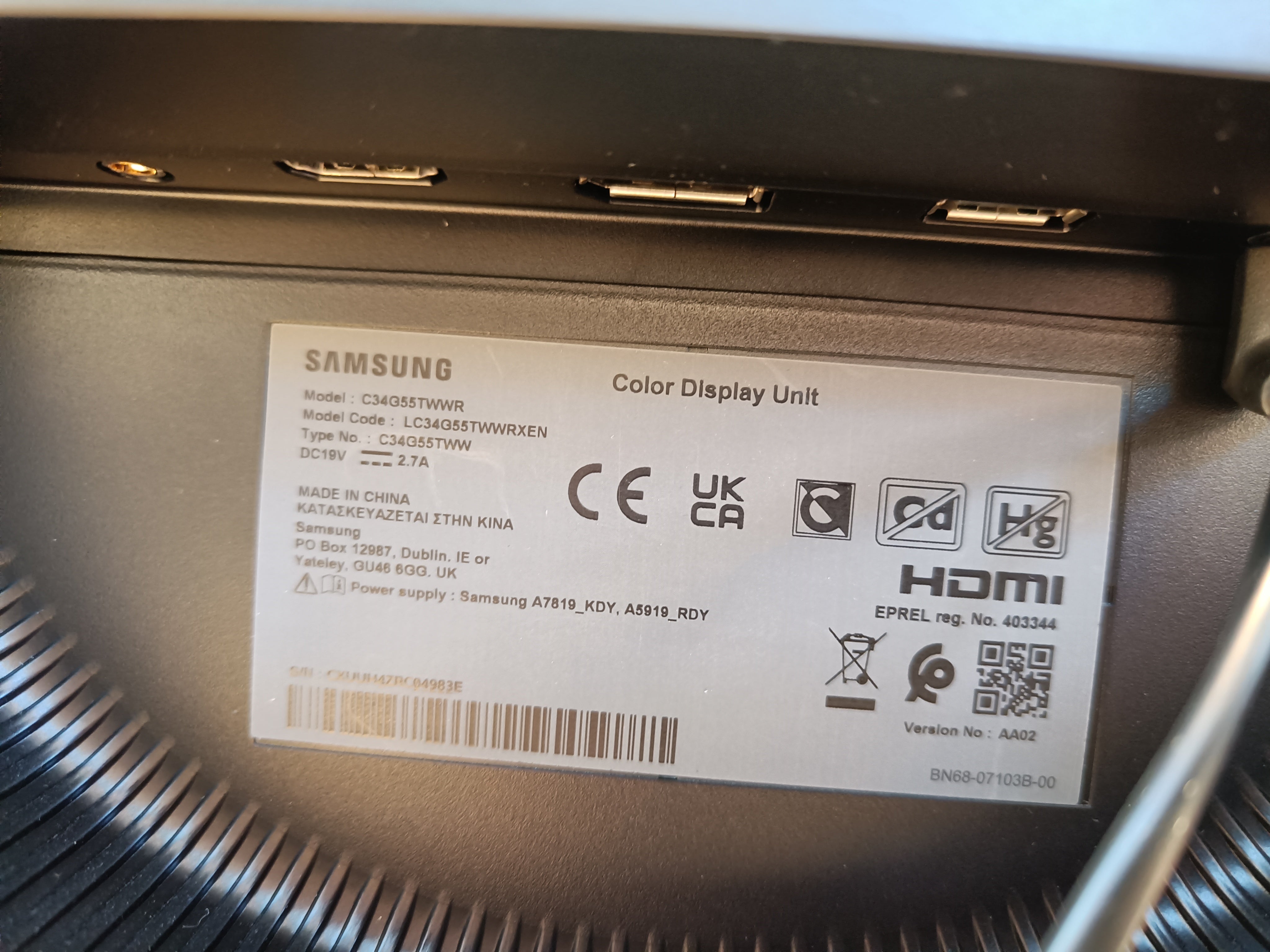 Samsung 34" gaming skærm.