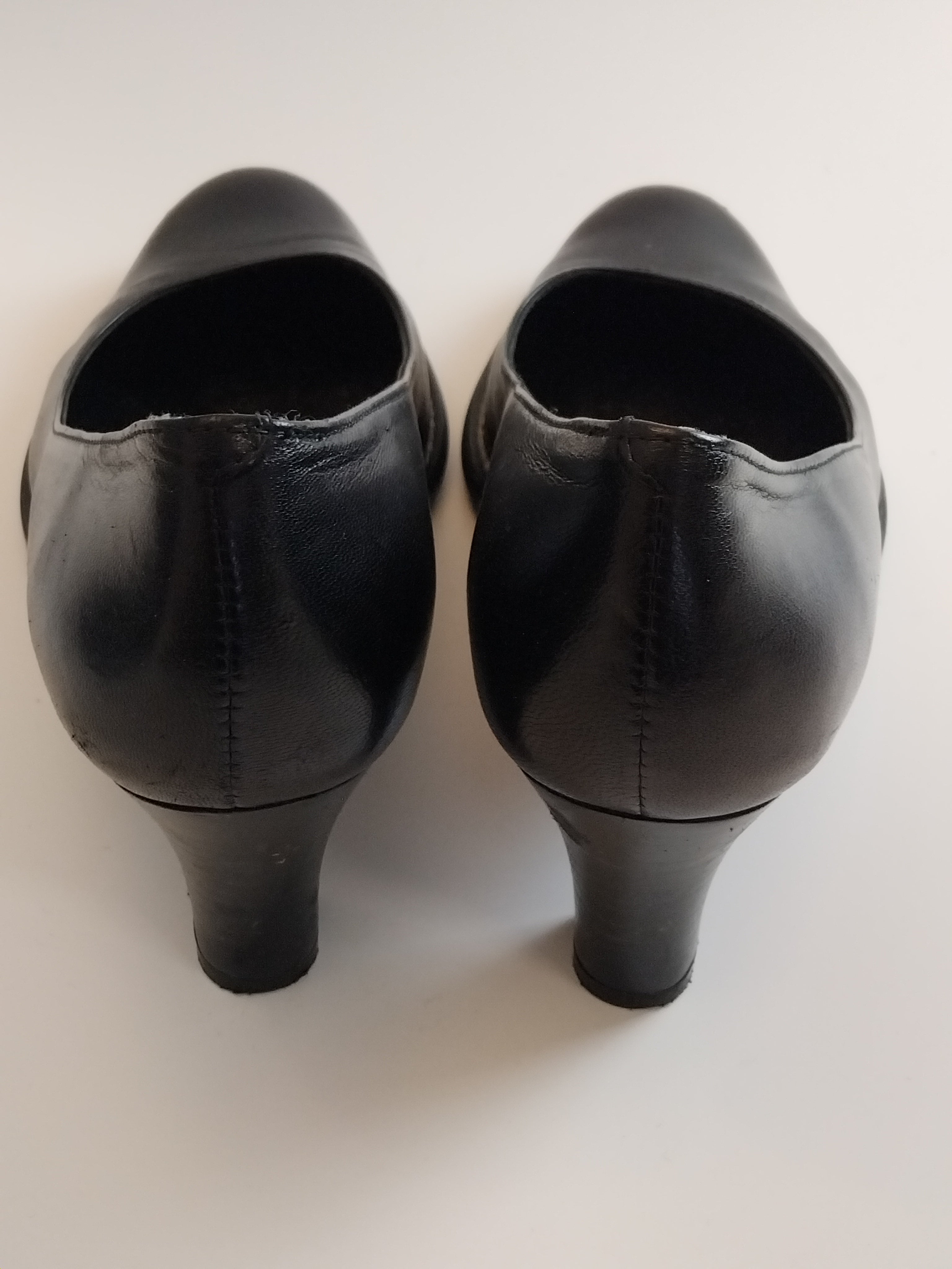 By Billi Bi Pumps