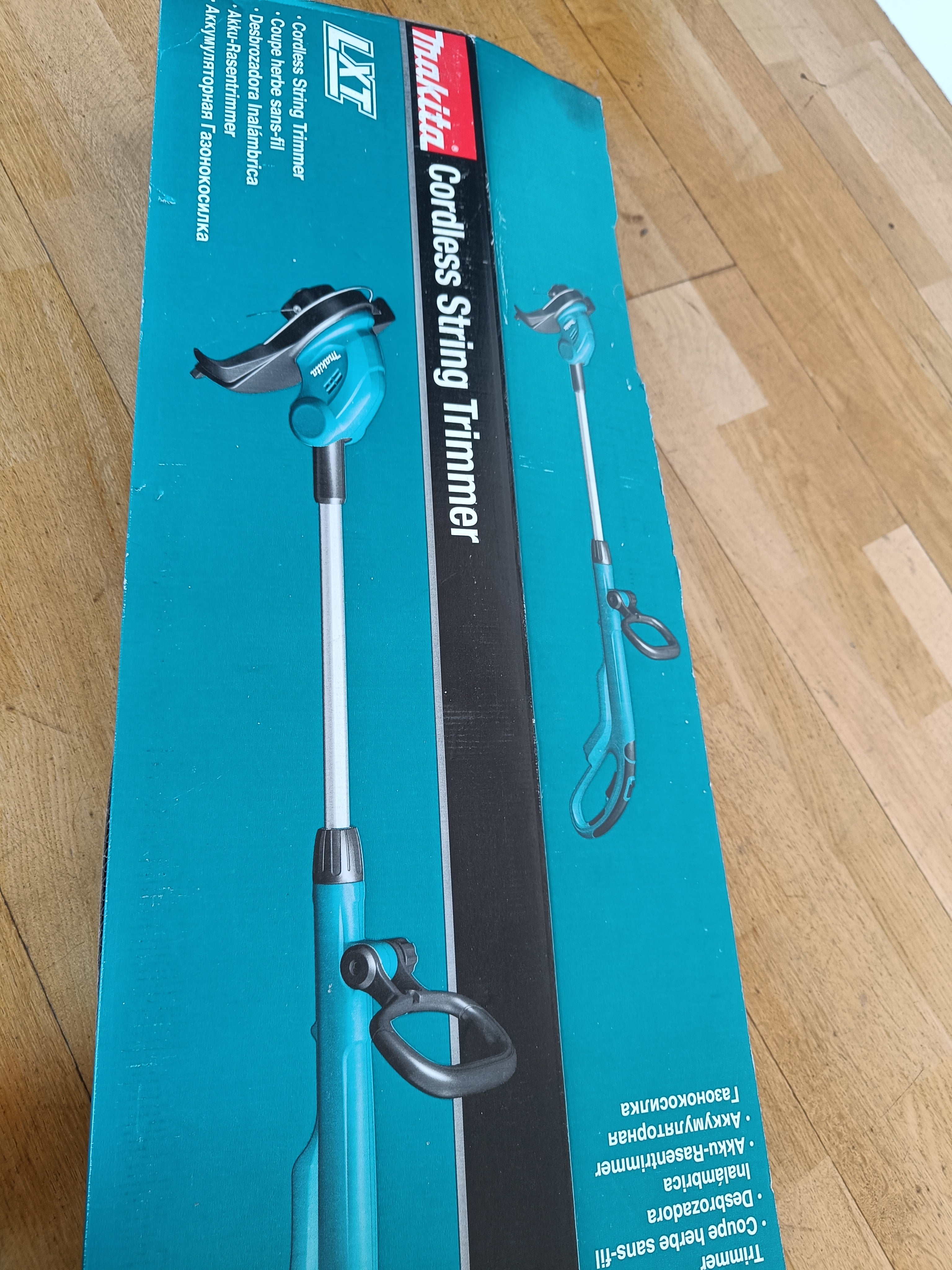 Makita græstrimmer