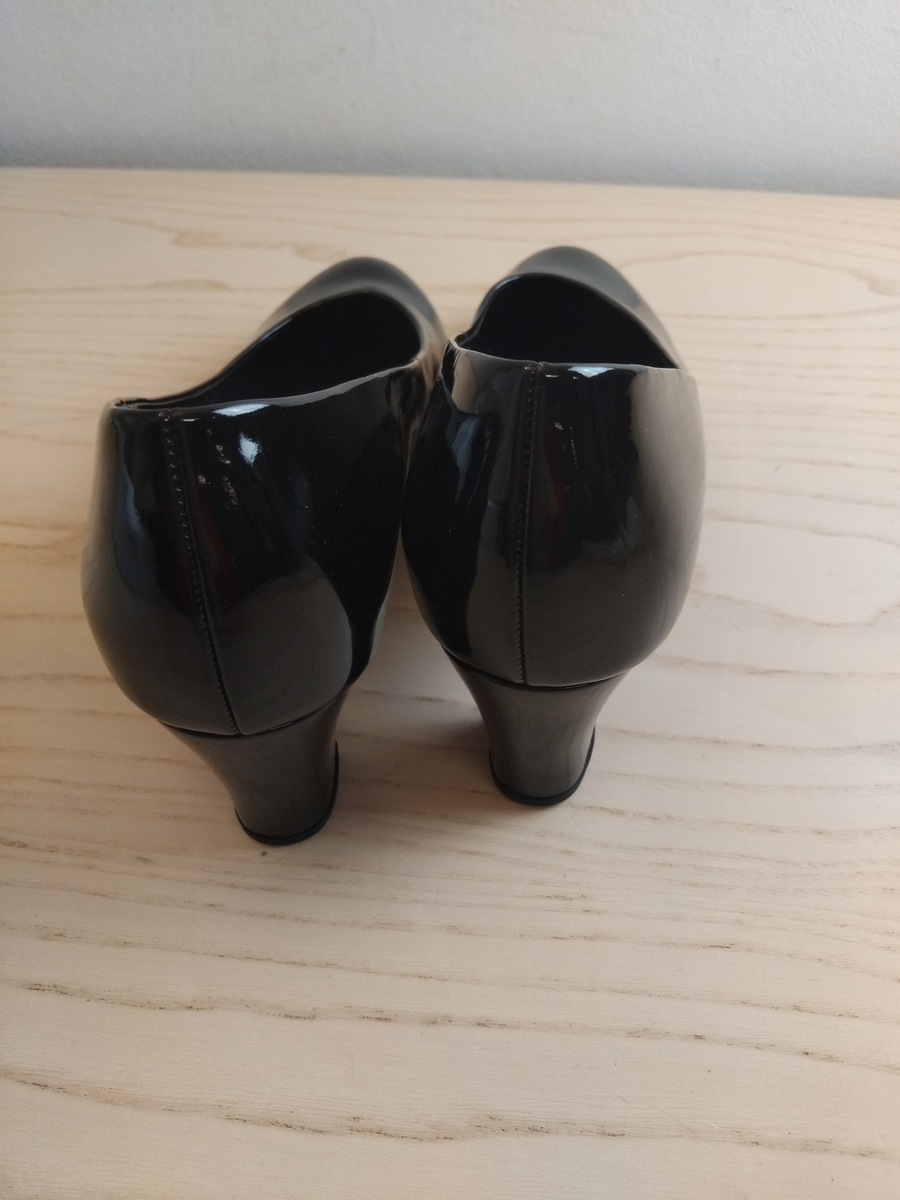 Gabor Heels