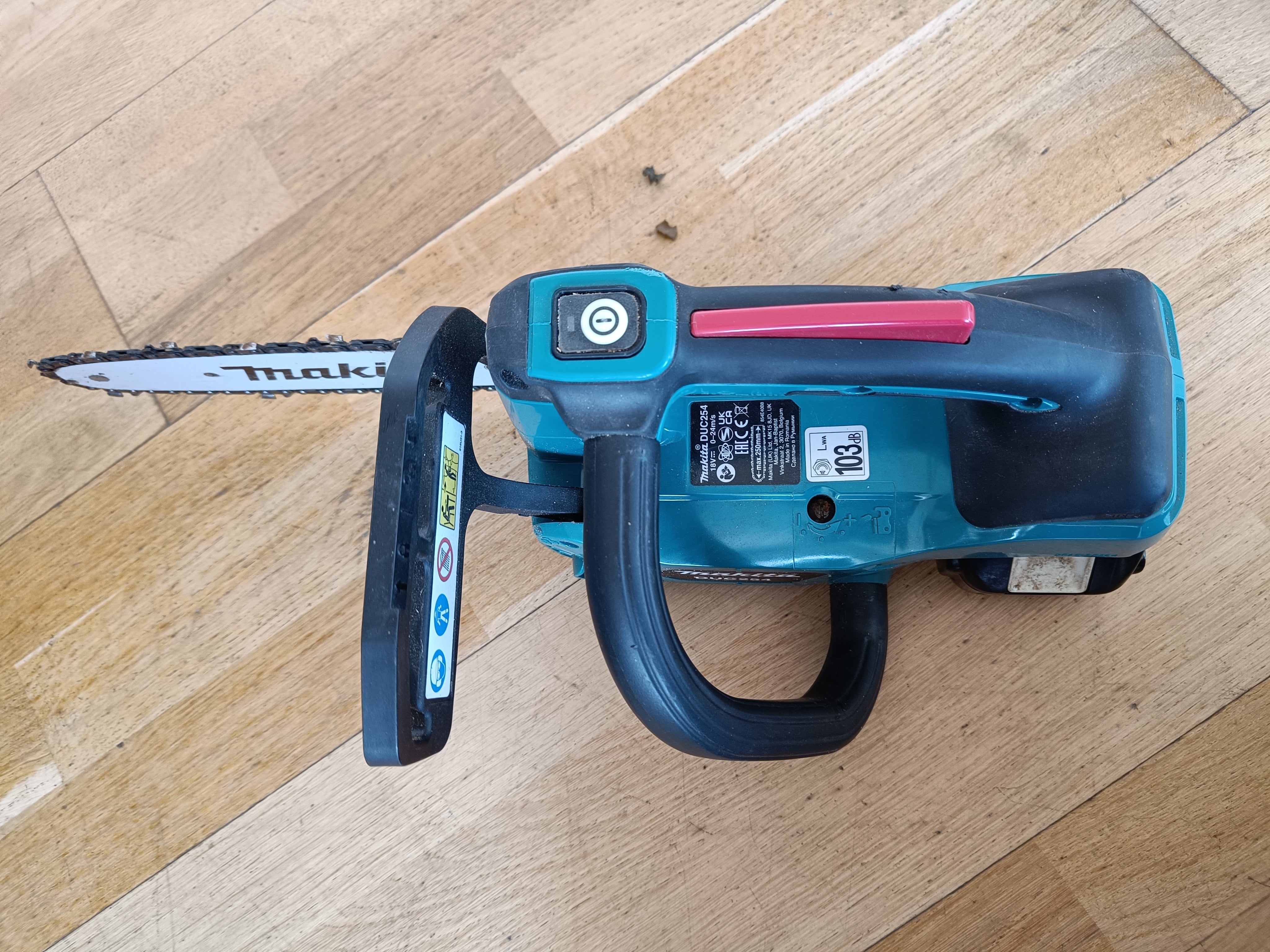 Makita kædesav