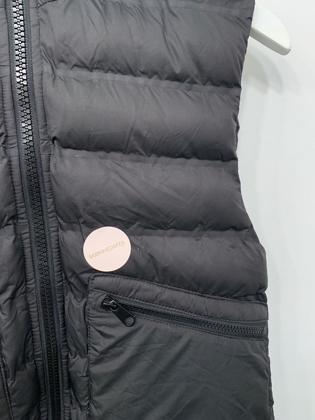 Zara Vest