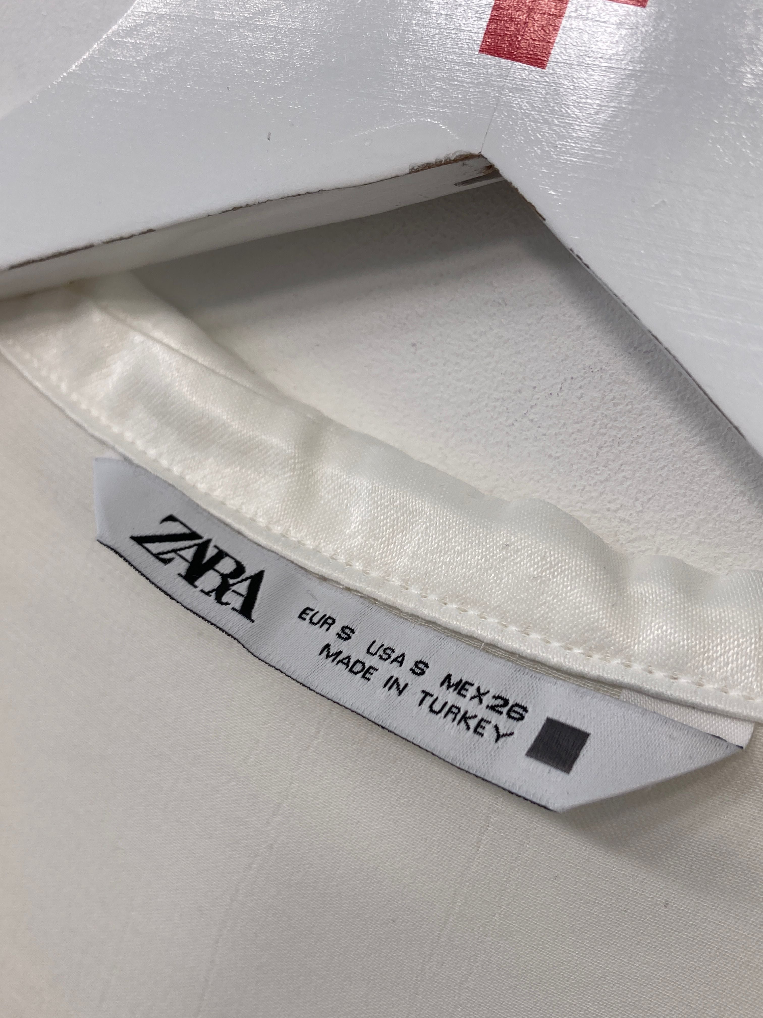 Zara Bluse