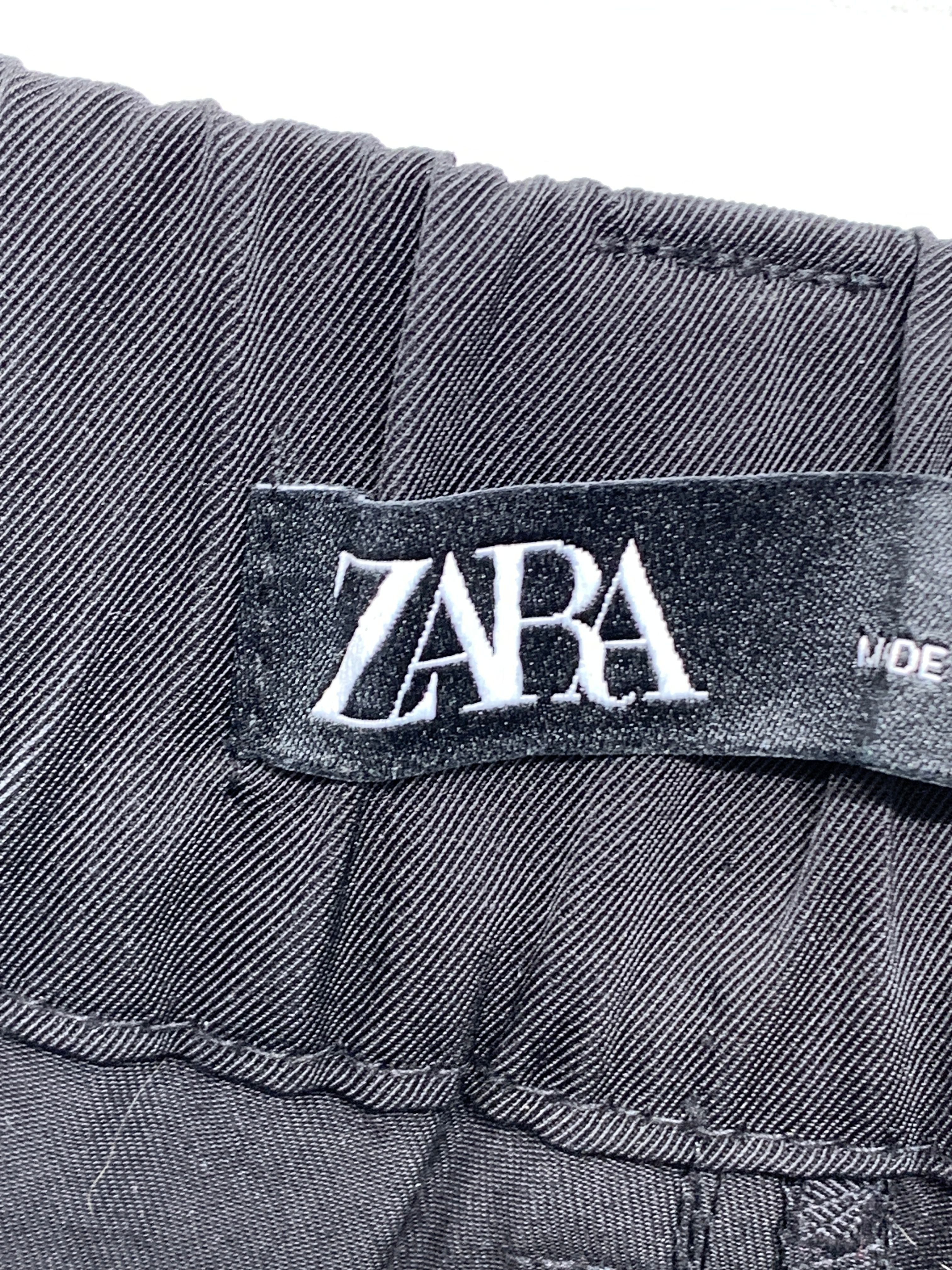 Zara Bukser