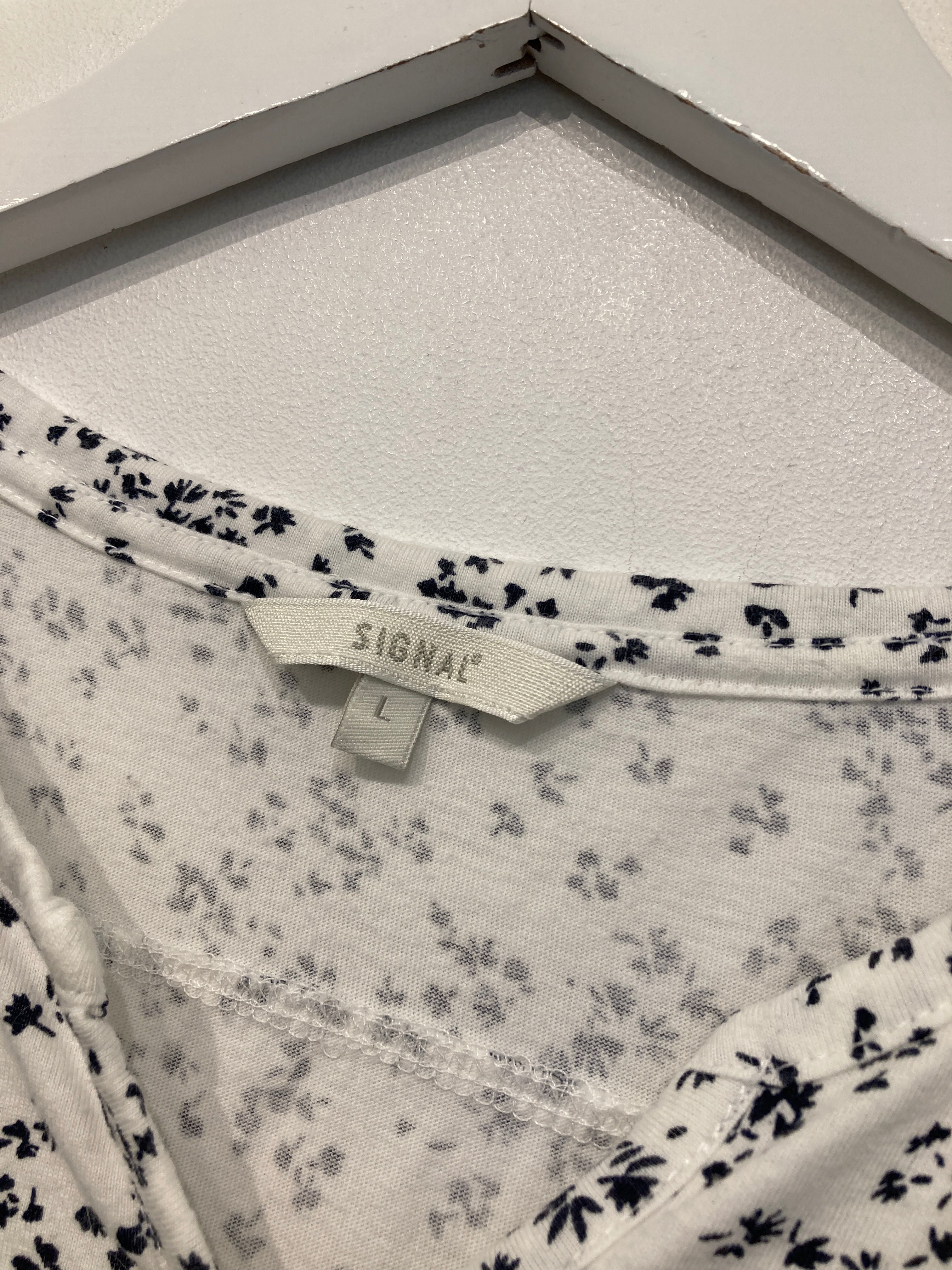 Signal T-shirt