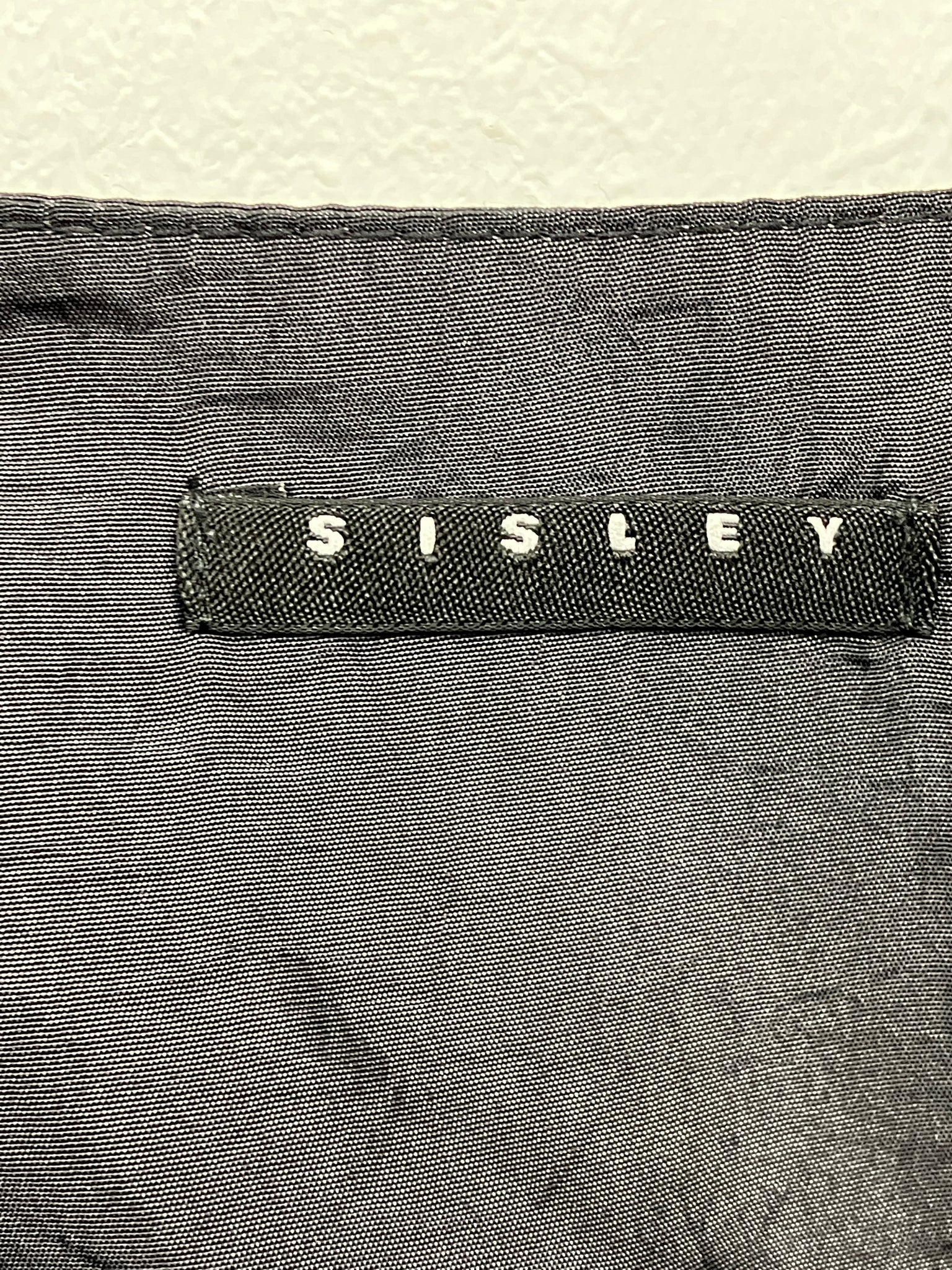 Sisley sort satin nederdel