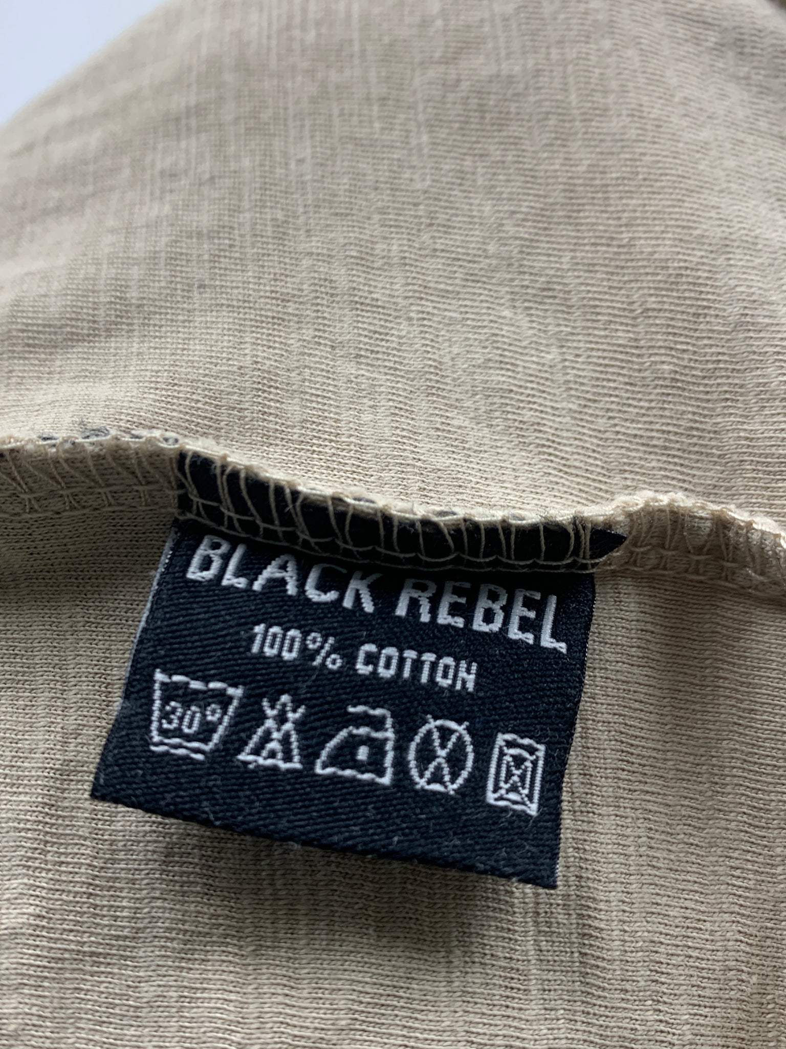 Black rebel t-shirt