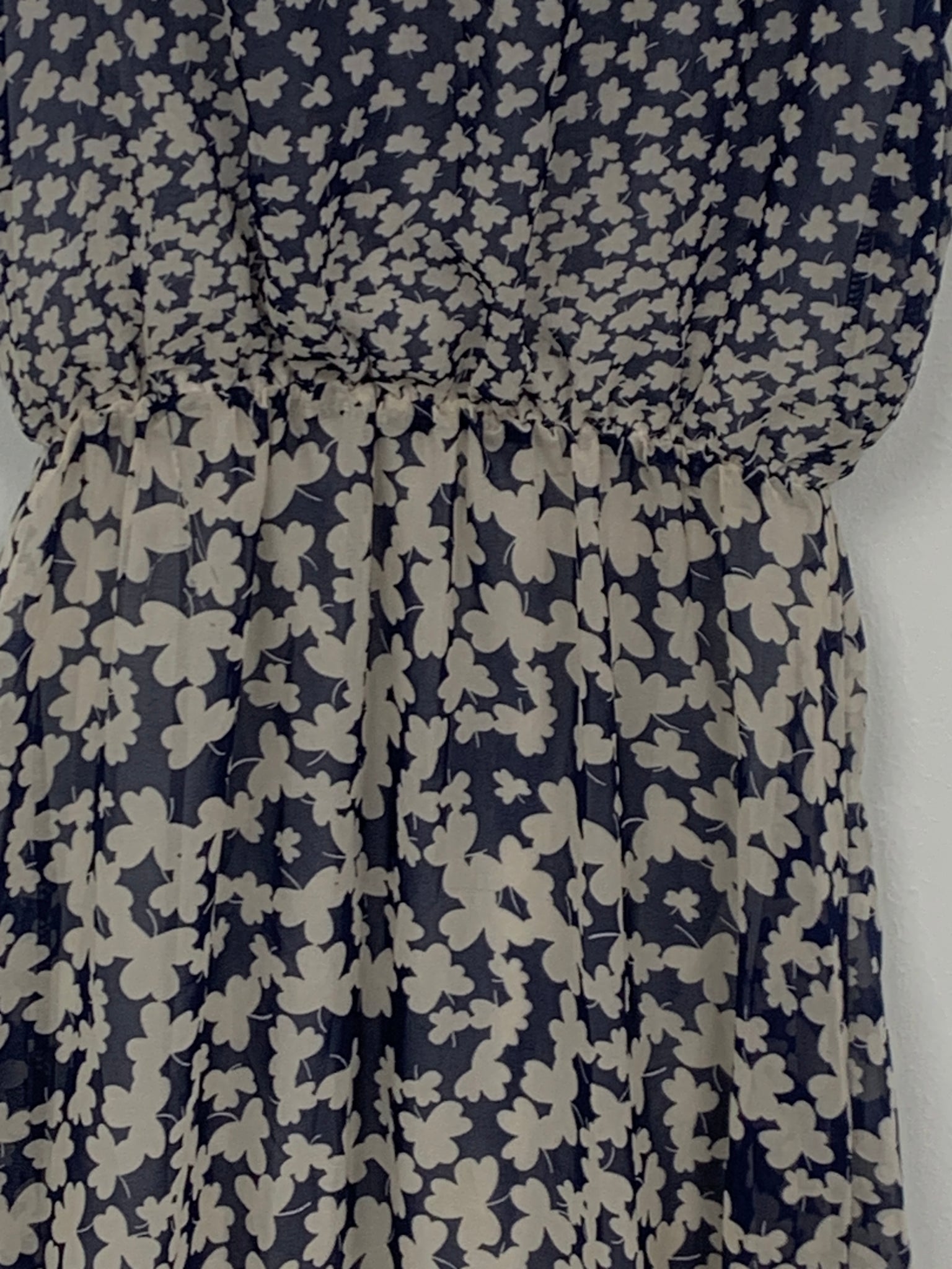 Mønstret, blå kjole